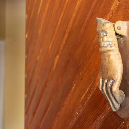 Casa Rondine * Agrafoi