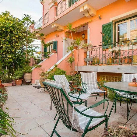 Eleni's Traditional House In Agrafi Apartmán