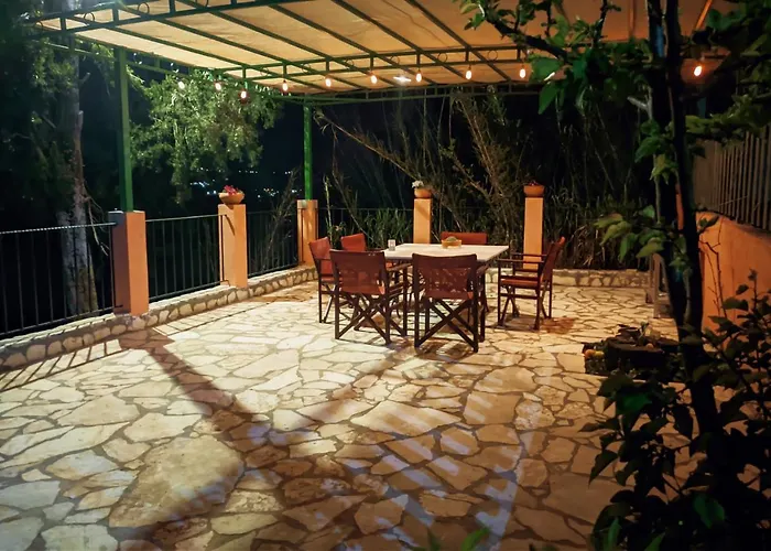 Apartment Casa Rondine Agrafoi